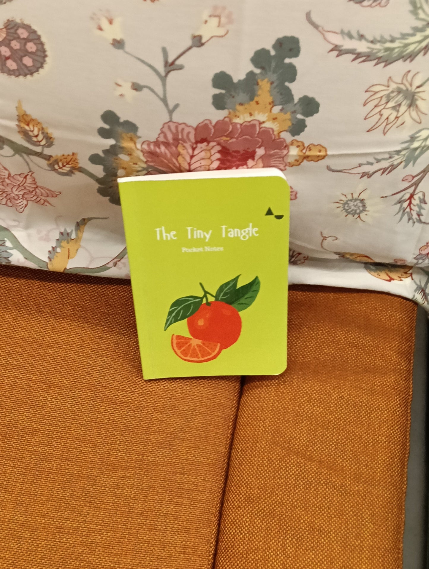 When Life gives You Tangerines | Pocket Notebook - The Tiny Tangle